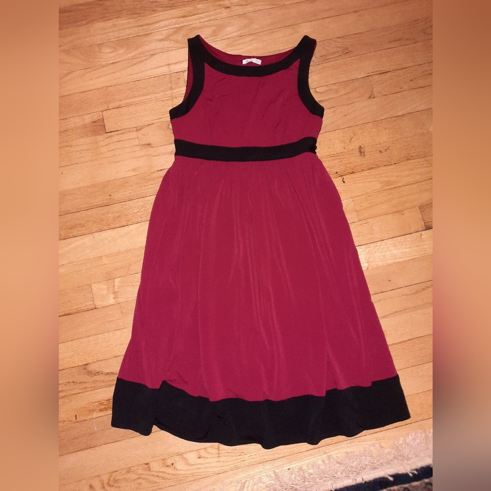 London Times Sleeveless Dress